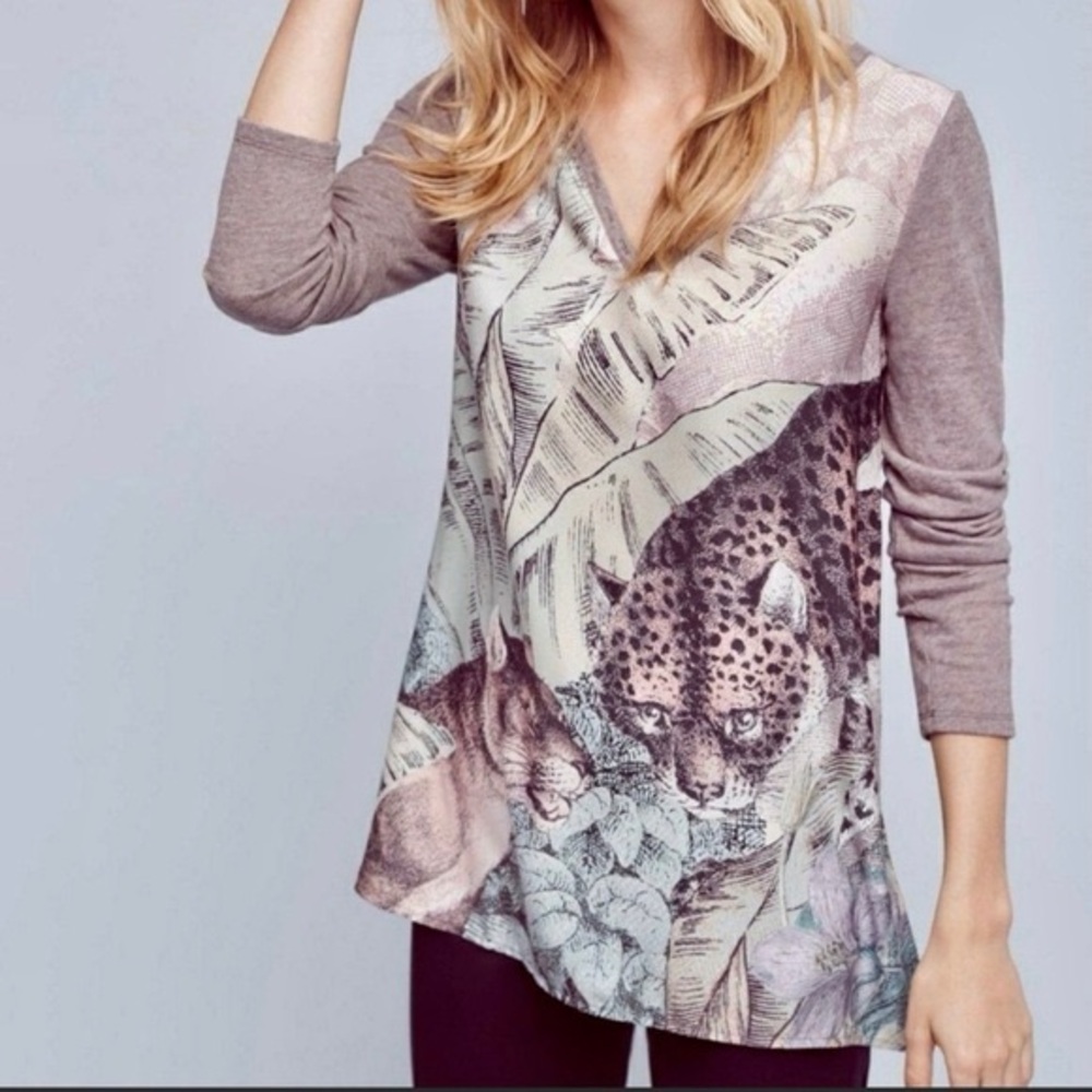 Anthropologie. Akemi + Kin Fauna Leopard Jungle Print Henley. Linen blend. XS.